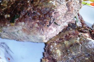Rulada din maruntaie de porc cu ou