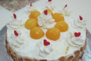 Tort cu crema de iaurt