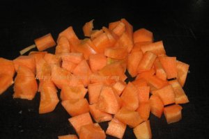 Carne de vita in sos de bere bruna