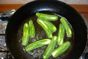 Omleta cu zuchinni si pancetta (bacon)