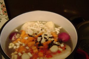 Ciorbita de vitel si oase de purcel