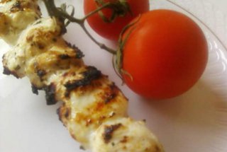 Souvlaki de pui (sau de porc)
