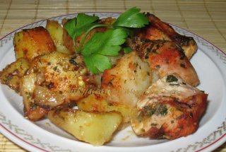 Cartofi aromati copti (cu piept de pui)