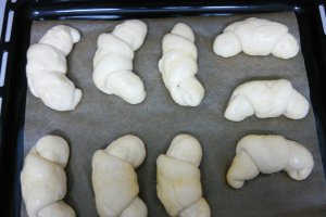 Cornuri de brutar umplute