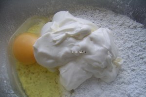 Cubulete cu caramel