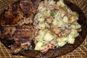 Cotlet de porc cu cartofi taranesti