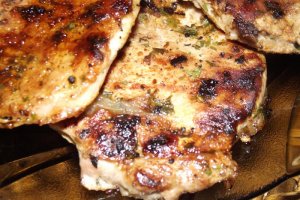 Cotlet de porc cu cartofi taranesti