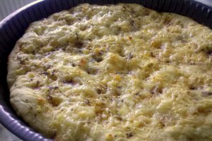 Foccacia cu cascaval si branza