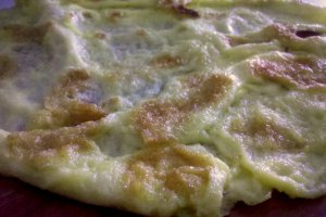 Ciorba de spanac, loboda si salata verde cu omleta