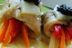 Rulouri de peste cu piure fructat