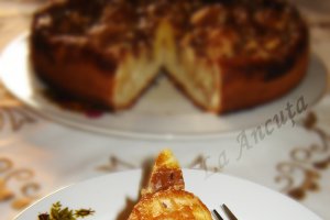 Tarta cu mere si miere