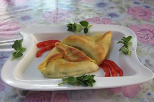 “Fatayer sabanegh”-Placinte arabesti cu spanac