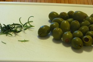Foccacia cu măsline verzi
