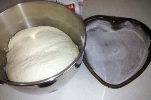 Paine de casa ( prima mea painica)