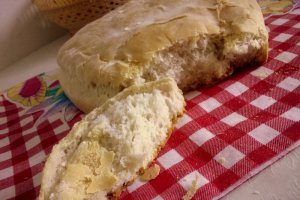 Paine de casa ( prima mea painica)