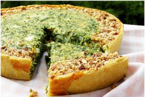 Tarta de spanac cu migdale