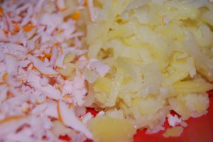 Rosti cu pastrama de pui