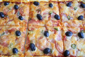 Pizza cheezy crust