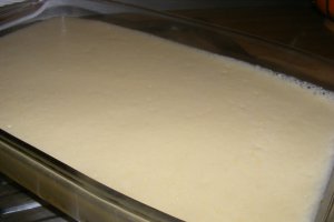 Crema desert cu oua si zahar caramel