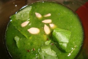 Green-Is-The-New-Black Smoothie