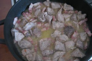 Spanac cu carne si sunculita afumata