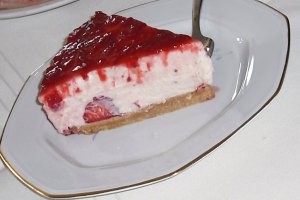 Cheesecake cu capsuni