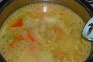 Crema de legume cu usturoi