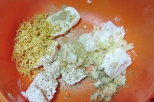 Pulpe coapte in unt aromatizat cu legume la cuptor