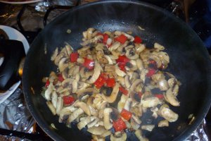 Penne rigati cu ciuperci si smantana