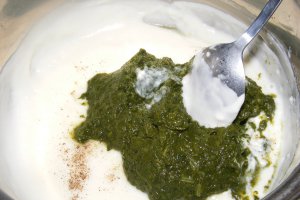 Spanac in sos bechamel
