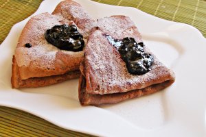 Clatite cu branza si cacao