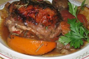 Pulpe aromate in sos de rosii
