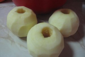 Tarta cu crema de vanilie si mere