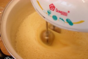 Crema de zahar ars, cu miez de nuca
