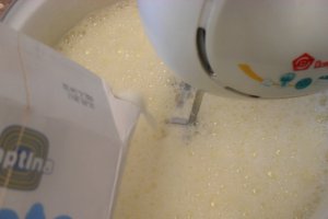 Crema de zahar ars, cu miez de nuca