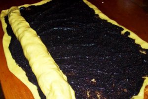 Colac de Paste cu mac si rahat