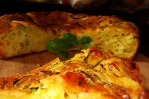 Tartă aperitiv cu zucchini