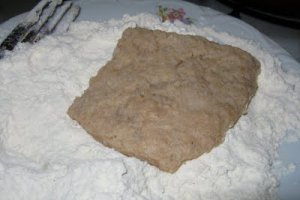 Şniţele de soia cu piure şi salată