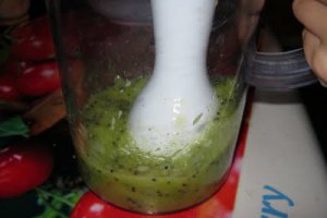 Smoothie de kiwi şi mere