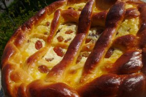 Pasca cu branza dulce