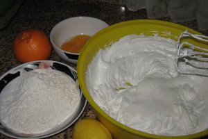 Tort cu crema de cacao si cafea