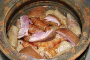 Sarmale cu carne de ciolan afumat