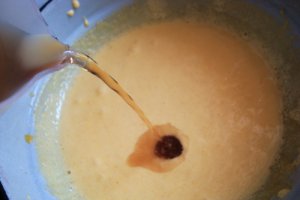 Prajitura cu brandy si fructe