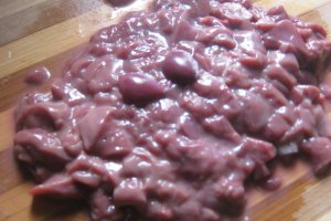 Mancarica de cartofi cu pipote ,inimioare si ficat de pui