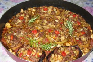 Vinete umplute la cuptor-reteta araba