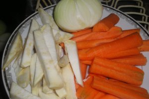 Rasol de vitel cu legume