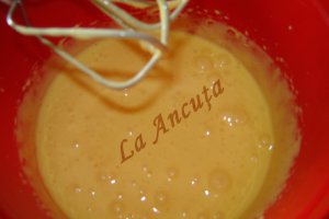 Tort aniversar cu ciocolata si lamaie