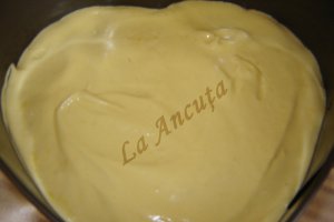 Tort aniversar cu ciocolata si lamaie