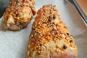 Muschiulet de porc in crusta de condimente