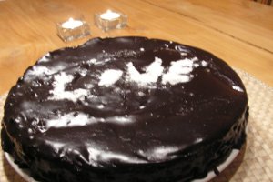 Tort de ciocolata